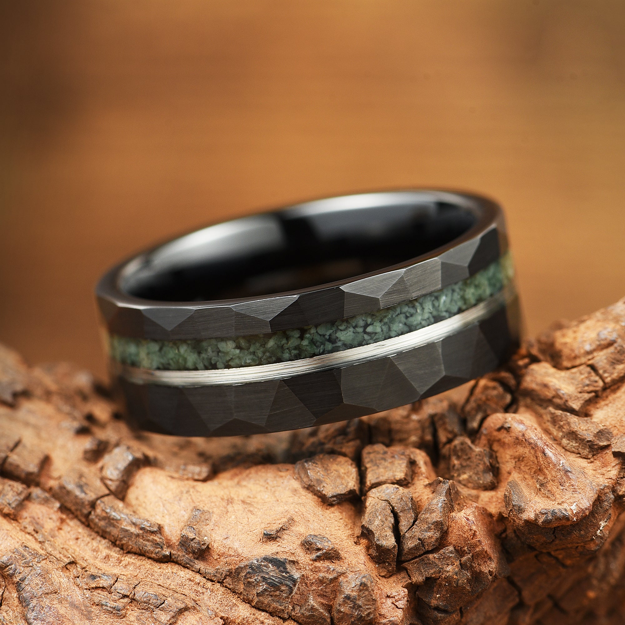 Alliances pour hommes en bois foncé - Bois fumé, agate mousse et météorite 