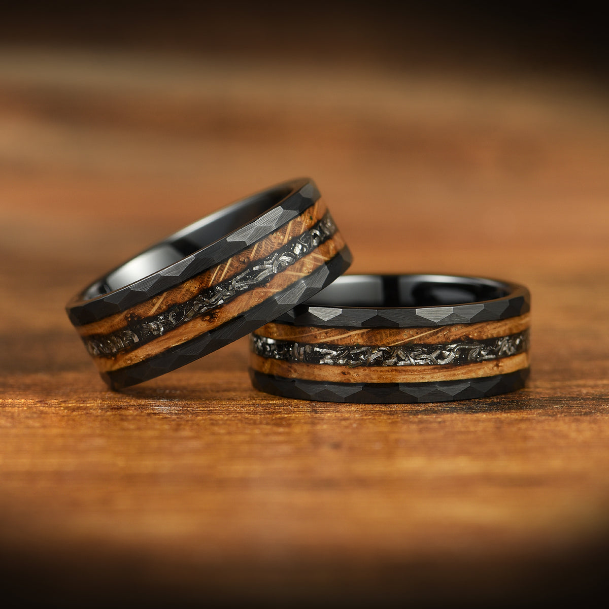 MALE WEDDING RING REAL METEORITE WHISKEY BARREL WOOD TUNGSTEN (8MM)