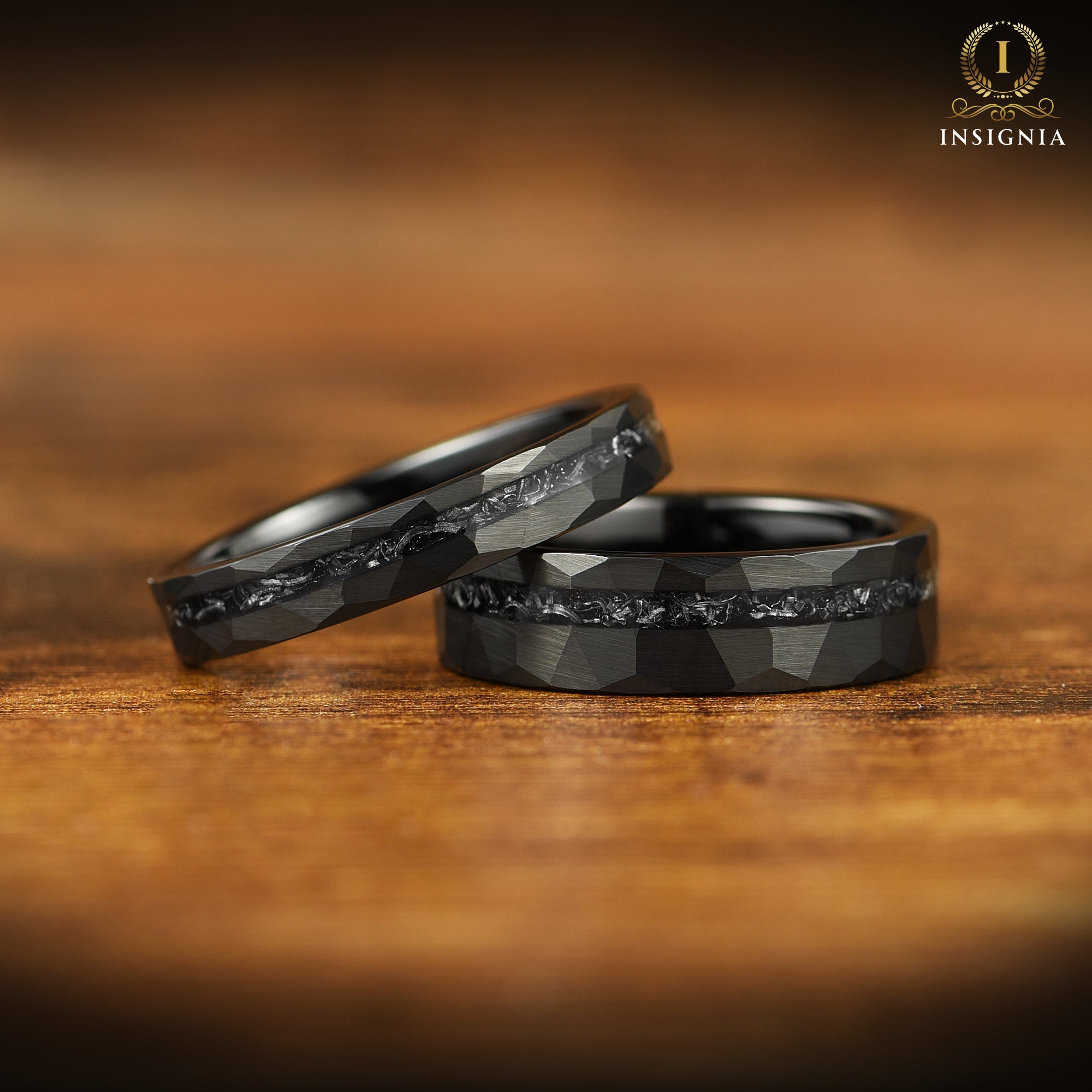 WOMEN WEDDING RING HAMMERED REAL METEORITE & TUNGSTEN (4MM)