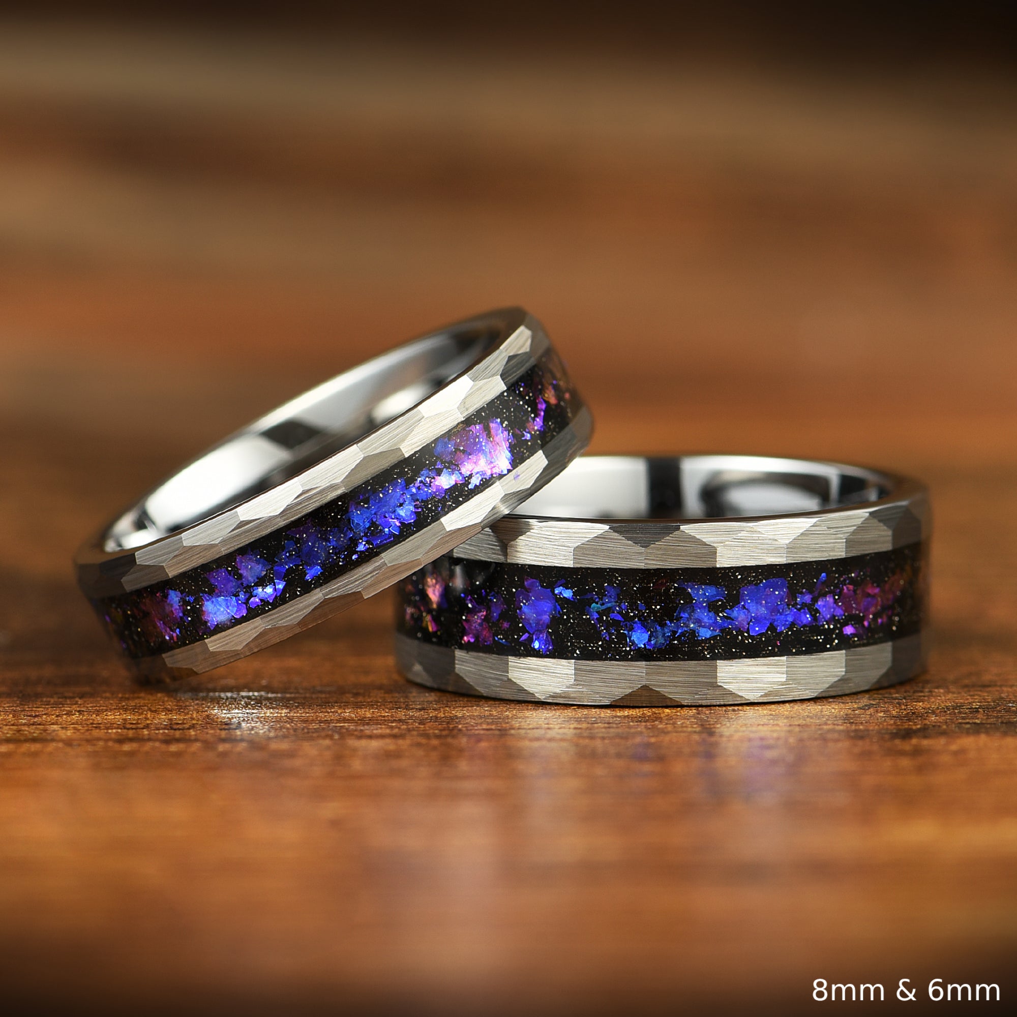 BAGUES EN TUNGSTÈNE ASSORTIES POUR LUI ET ELLE - INSPIRÉ DE LA NÉBULEUSE D'ORION 