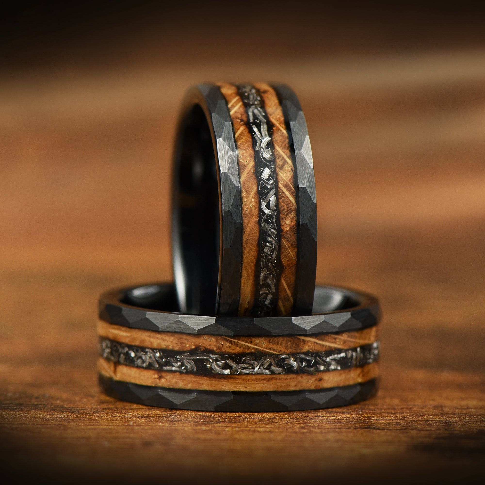 MALE WEDDING RING REAL METEORITE WHISKEY BARREL WOOD TUNGSTEN (8MM)