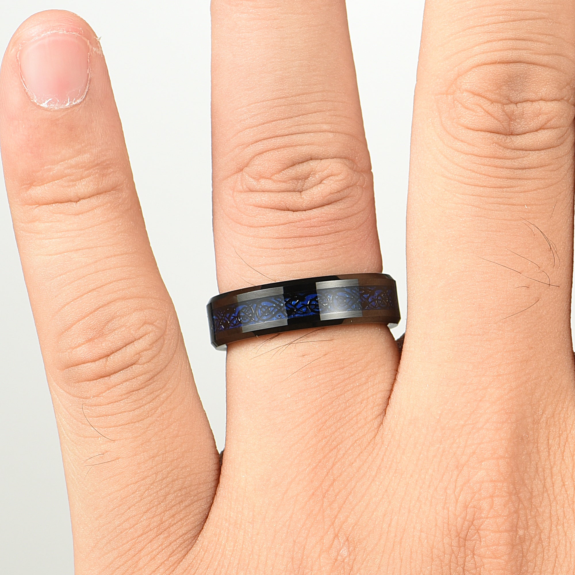 customised engraving inside ladies celtic ring