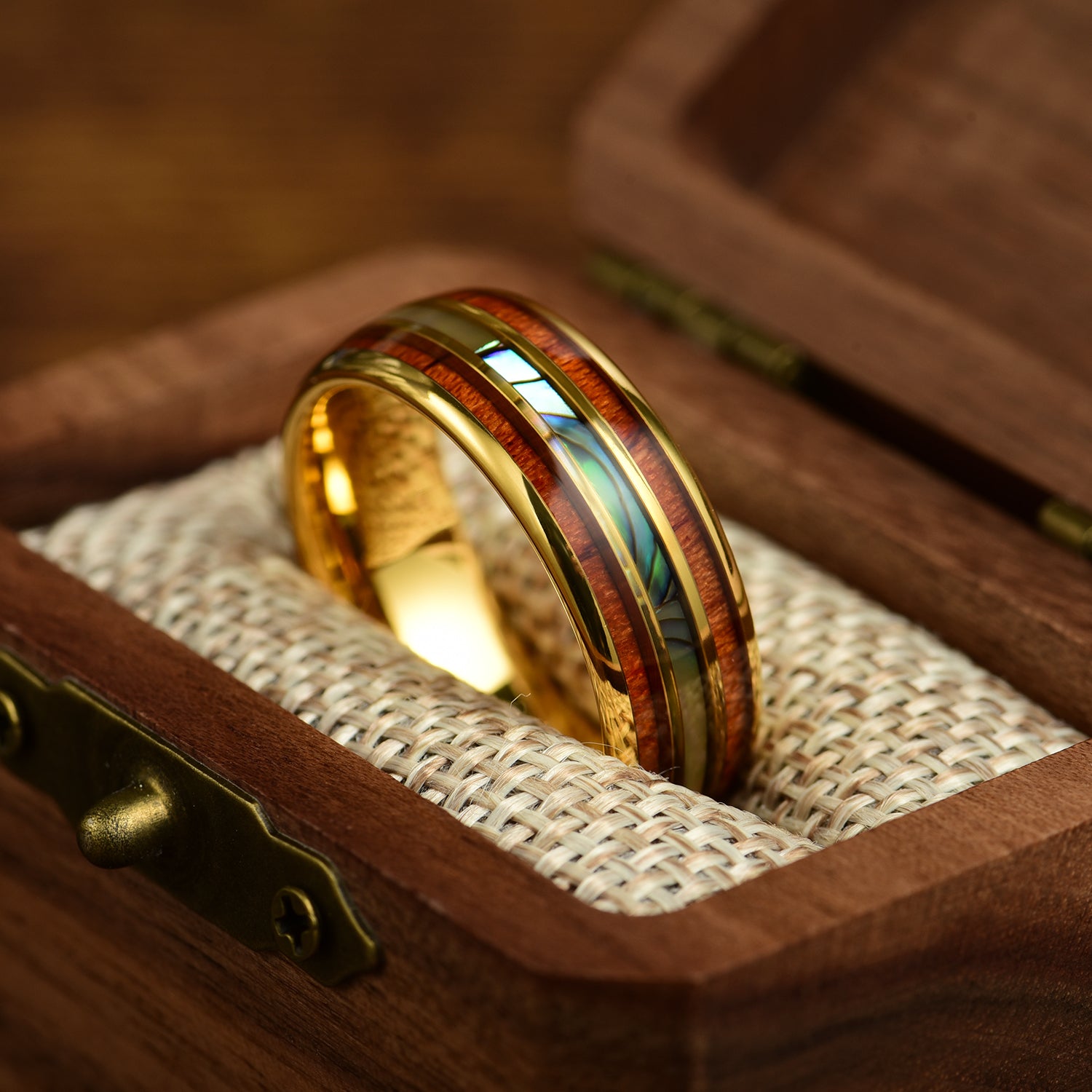 Women Wedding Rings Gold Wood Box Presentation